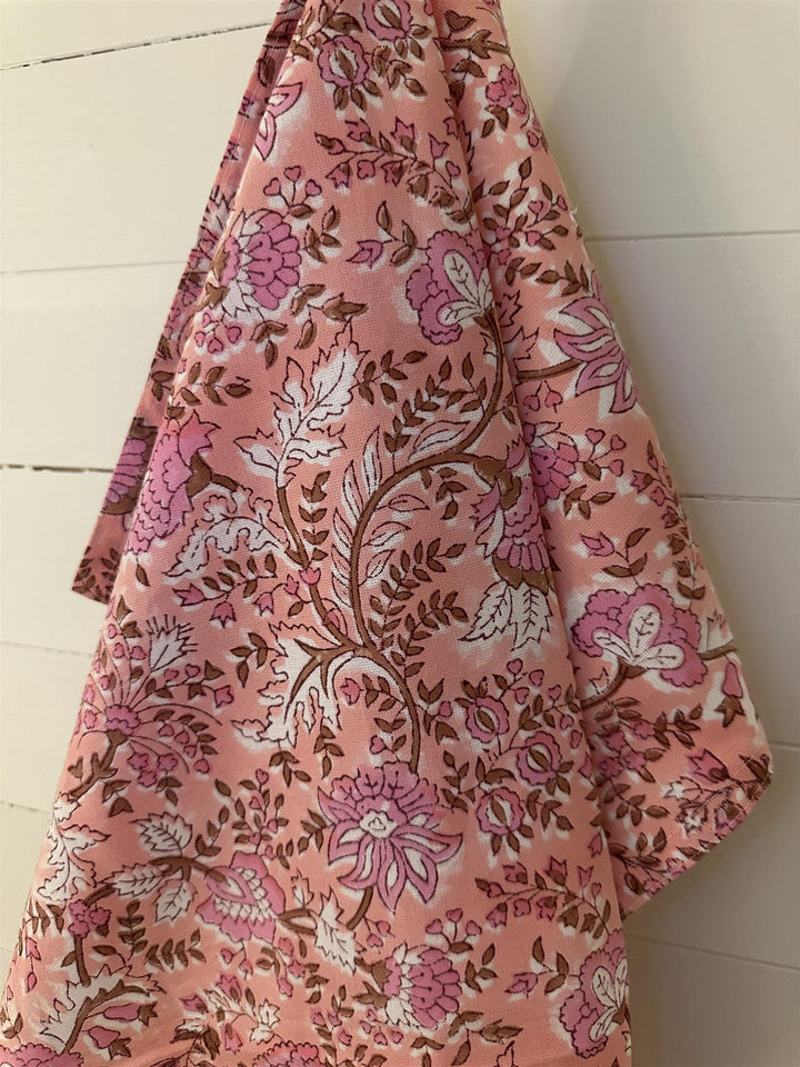 Kjøkkenhåndkle Fleur pink blokkprint