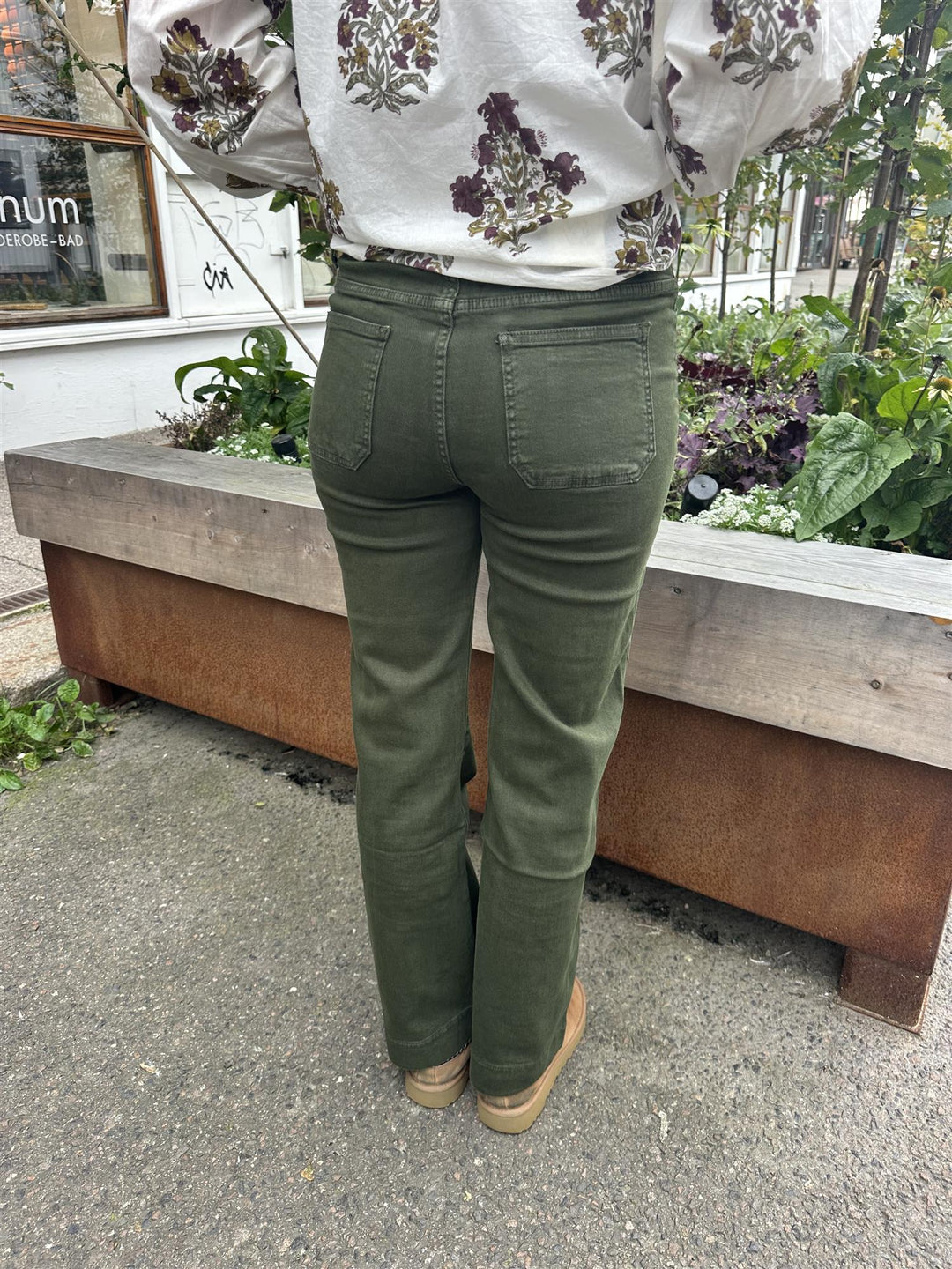 Bukse army green