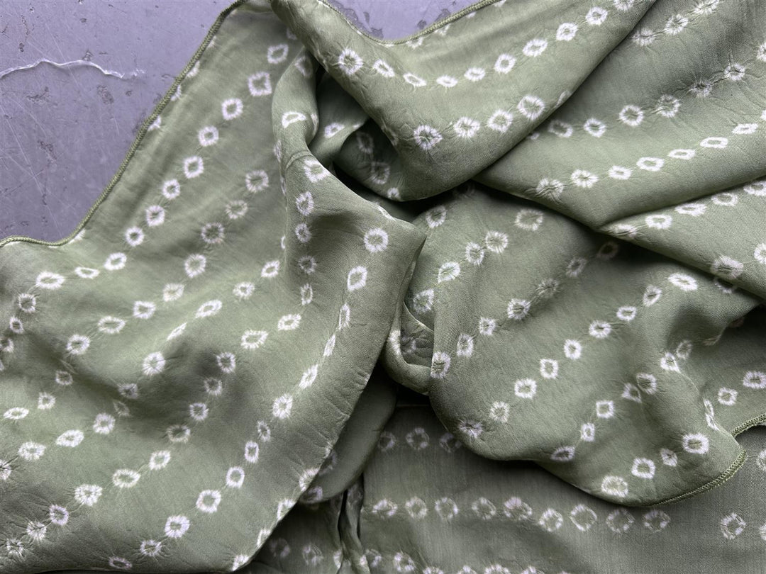 Mila skjerf 150 x 35 cm oliven