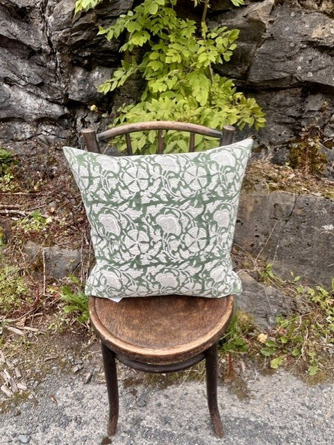 Putetrekk 100% lin blokktrykket mønster 50x50 cm natur & grønn