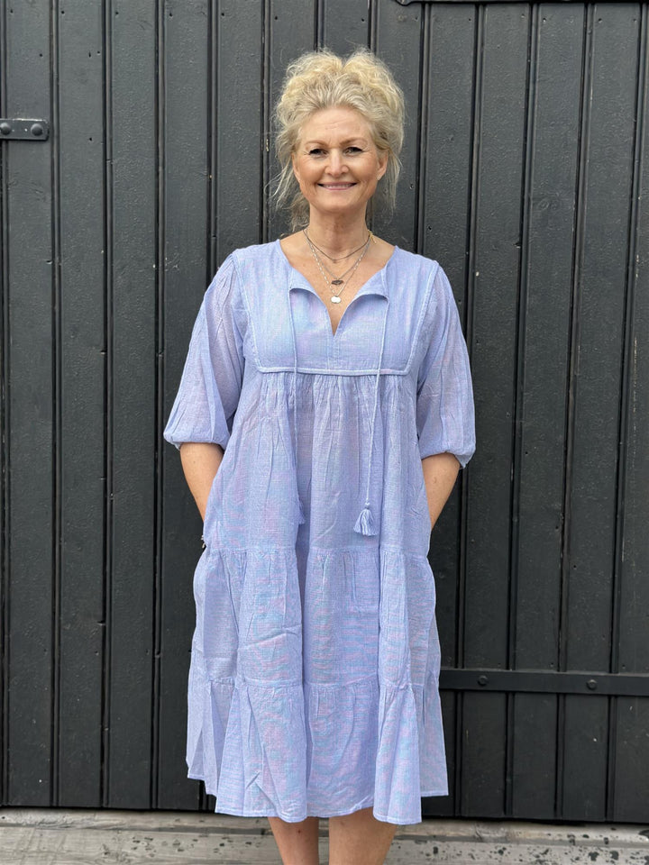 Benedicte smekkekjole blue stripe