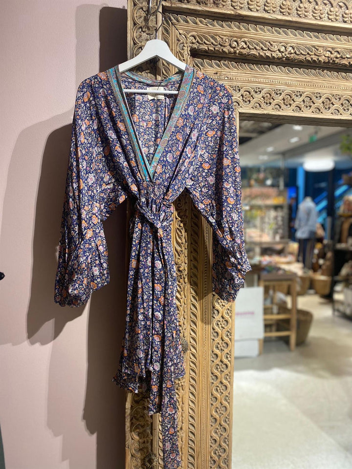 Claire omslagskjole kort Nr 33