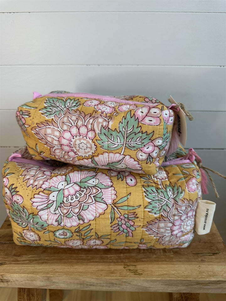 Toalettmappe blokktrykket Adeline