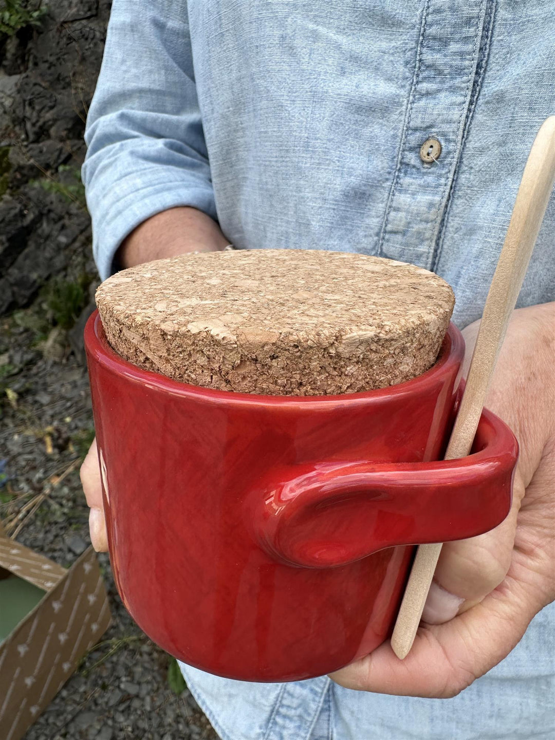 Krukke med lokk og skje rød