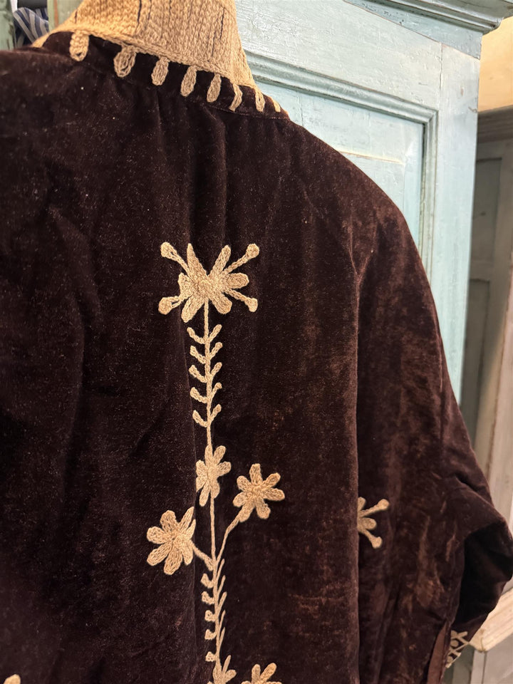 Velvet jakke med broderier kakao