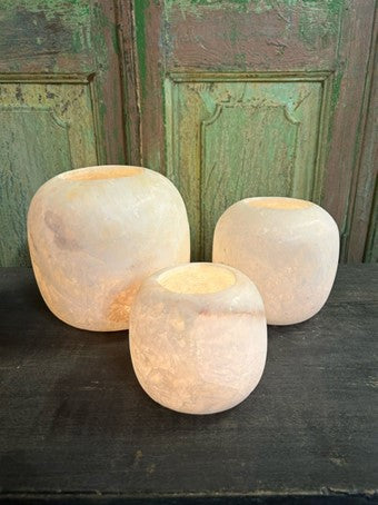 Alabast Curra white H: 15 cm