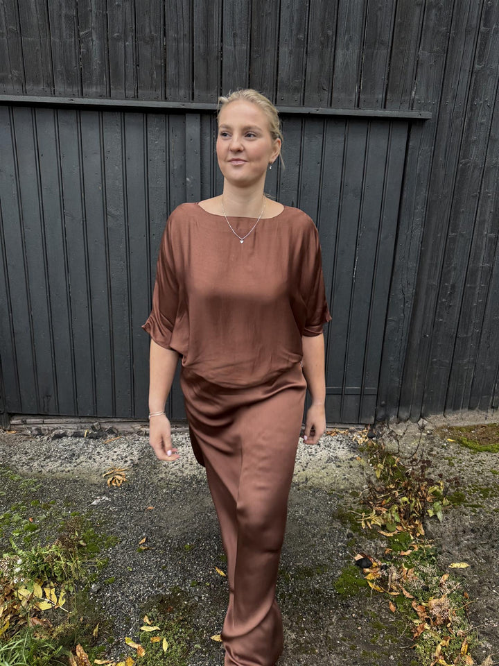 Erika topp brun