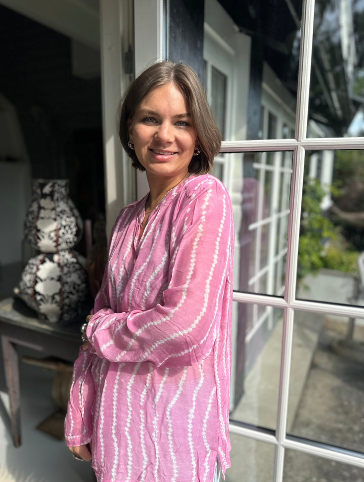 Cecilie bluse bandani pink