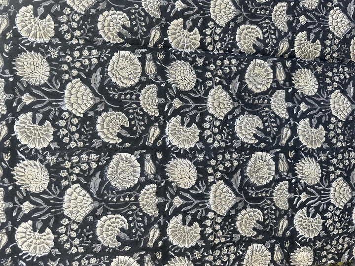 Duk 150 x 250 cm blokktrykket Hani black/natural