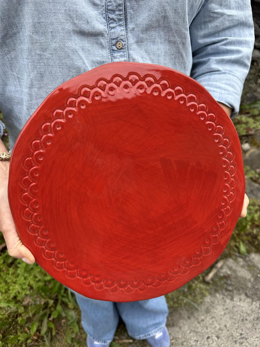 Fat på lav stett Ø: 30 cm rød