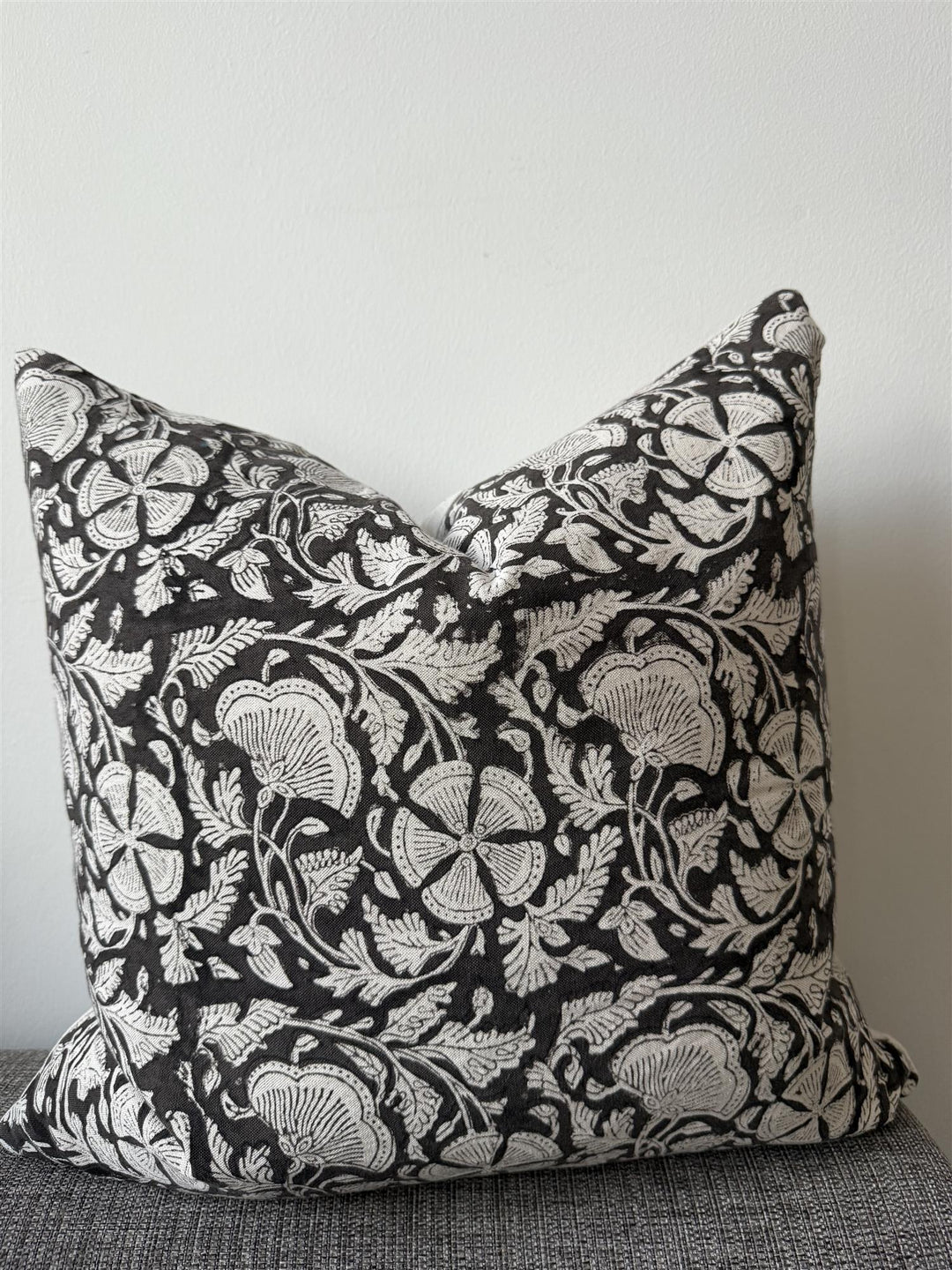 Putetrekk 100% lin blokktrykket mønster 50x50 cm natur & sort