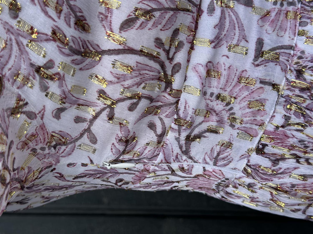 Ea lang kjole med gulltråd white purple