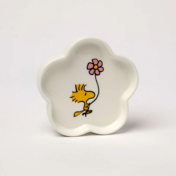 Snoopy flower trinket