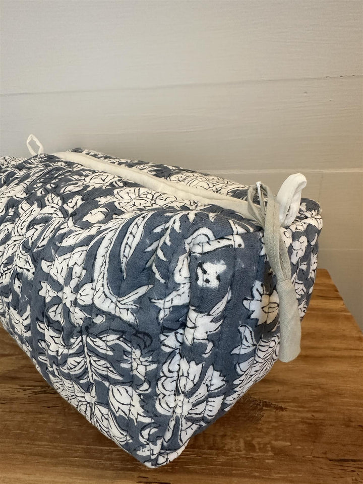 Toalettmappe blokktrykket Blue