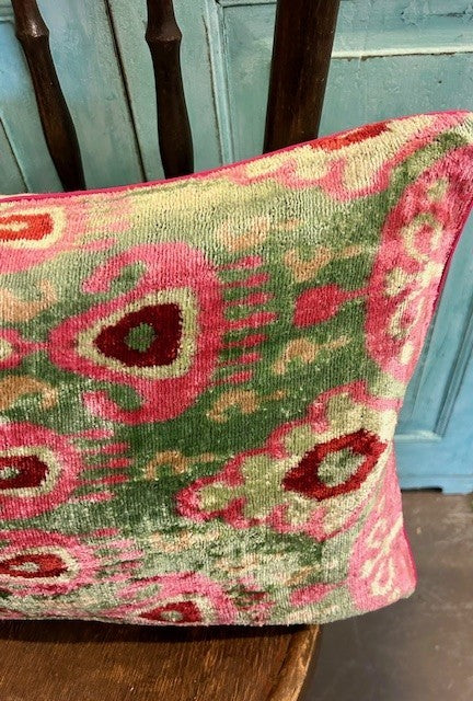 Velvet ikat putetrekk rose mist 40 x 60 cm