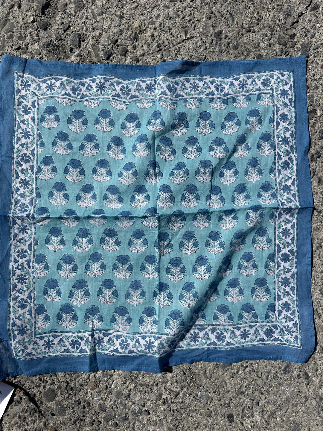 Menton lite skjerf aqua