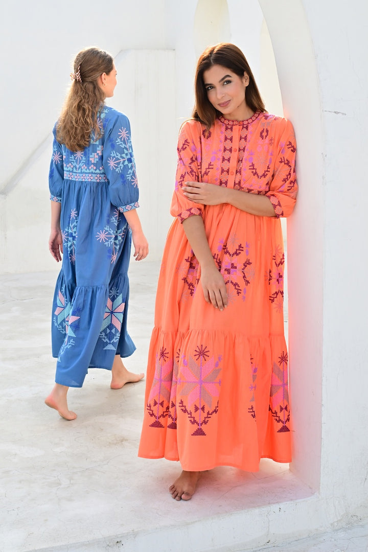 Narbonne kjole med broderier orange