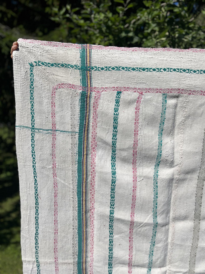 Teppe vintage kantha blokk print rosa ca 112x174 cm