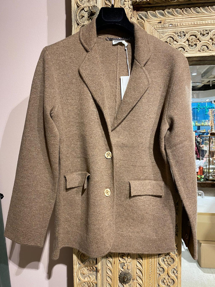 Vivian blazer 100% cashmere café au lait