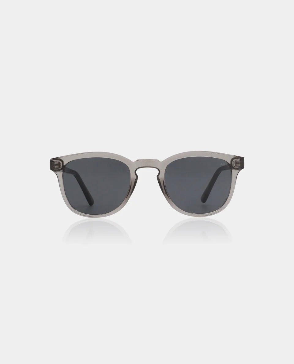 Solbrille Bate grey transparent