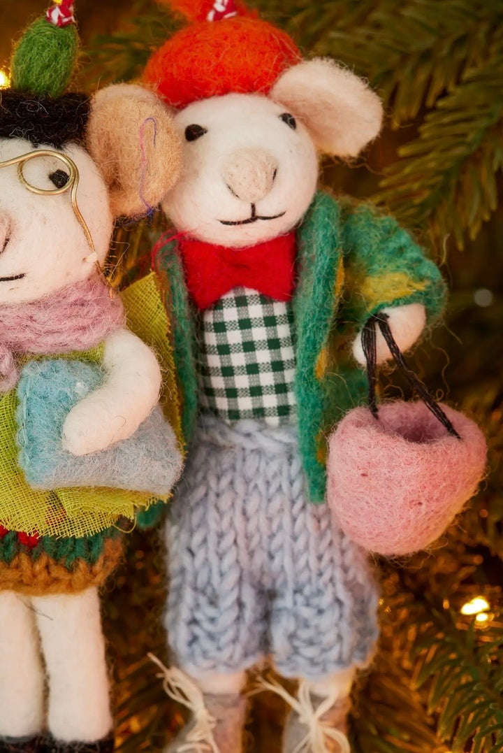 Filt julepynt musefar med rød lue
