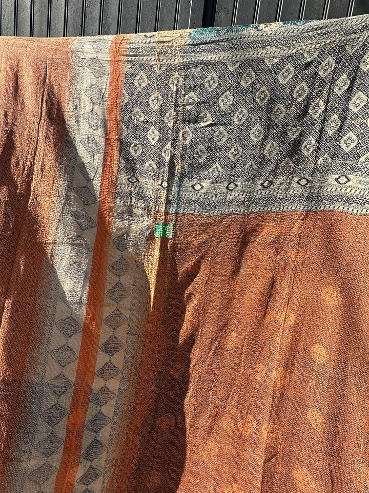 Teppe vintage kantha #112