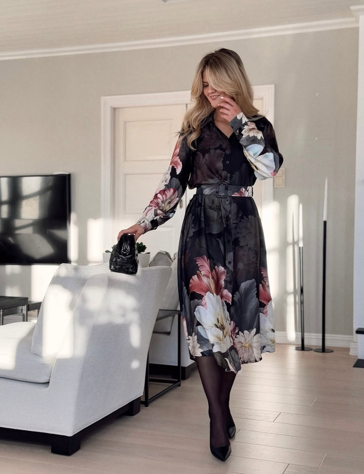 Kjole midi med belte passion black print
