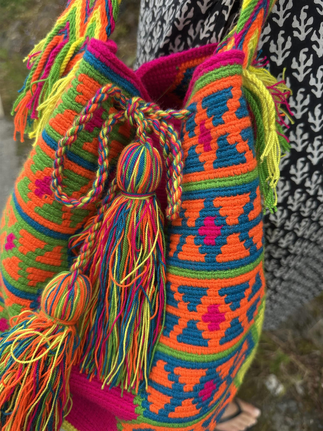 Guariche Wayuu bag neonfarger Nr 3