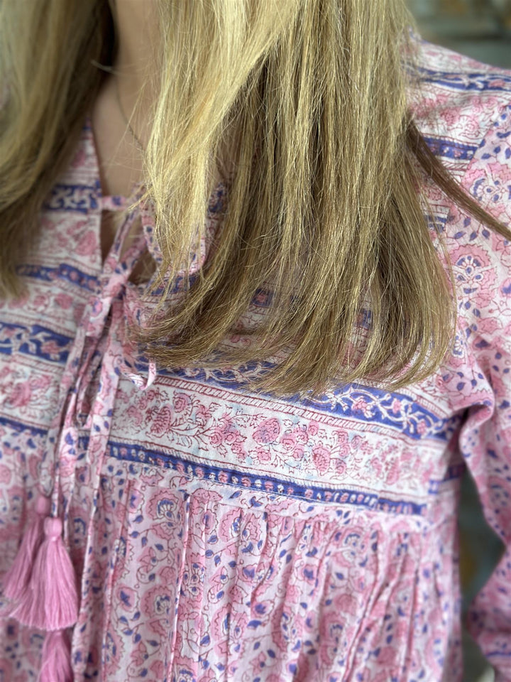 Lucia lang smekkekjole pink