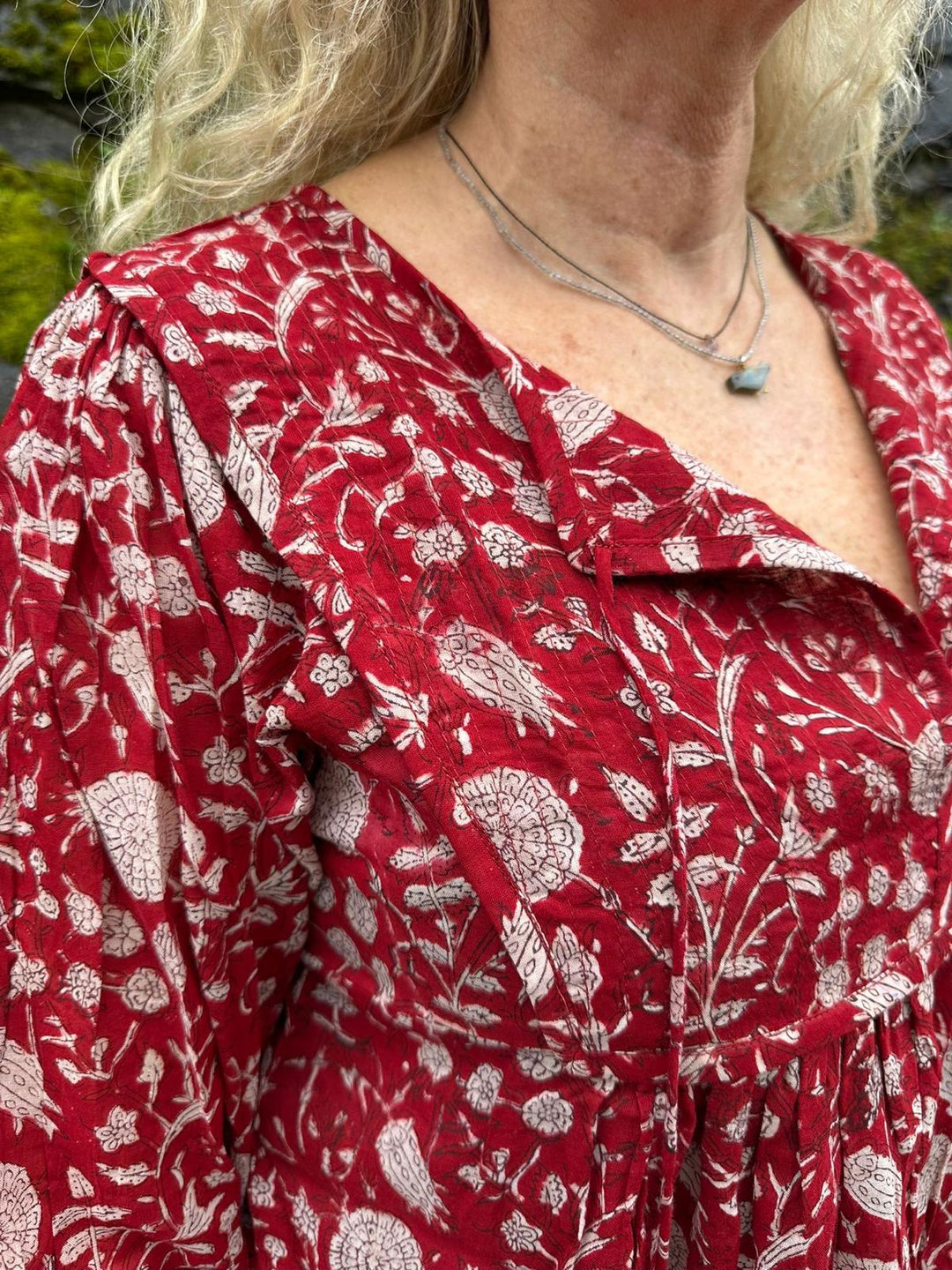Malou smekkekjole rød