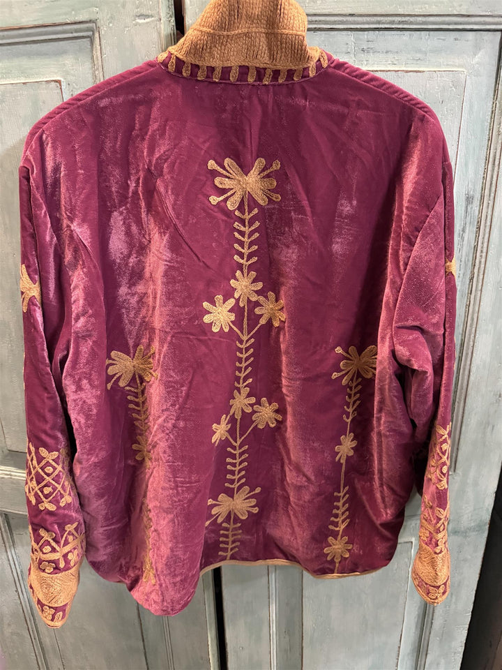 Velvet jakke med broderier lilla