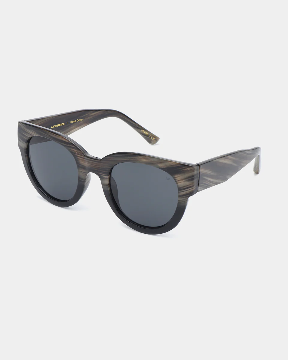 Solbrille Lilly striped horn/black