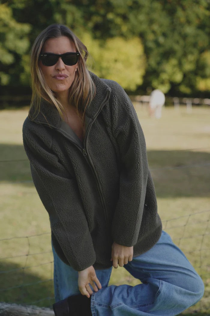 Aria teddyfleece jakke dusty brown