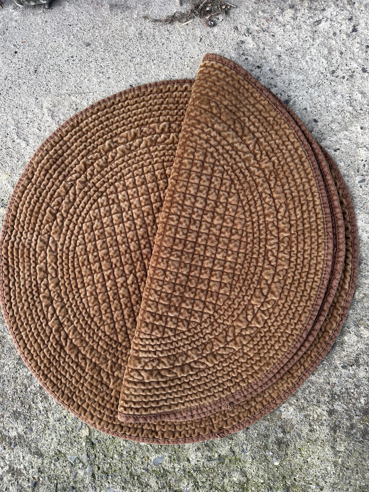 Spisebrikke velur rund Ø: 40 cm chocolate