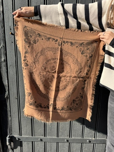 Bandana skjerf 60 x 60 cm camel