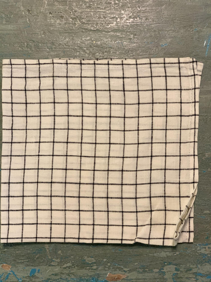 Serviett 100% lin 45x45 cm rutet off white/sort