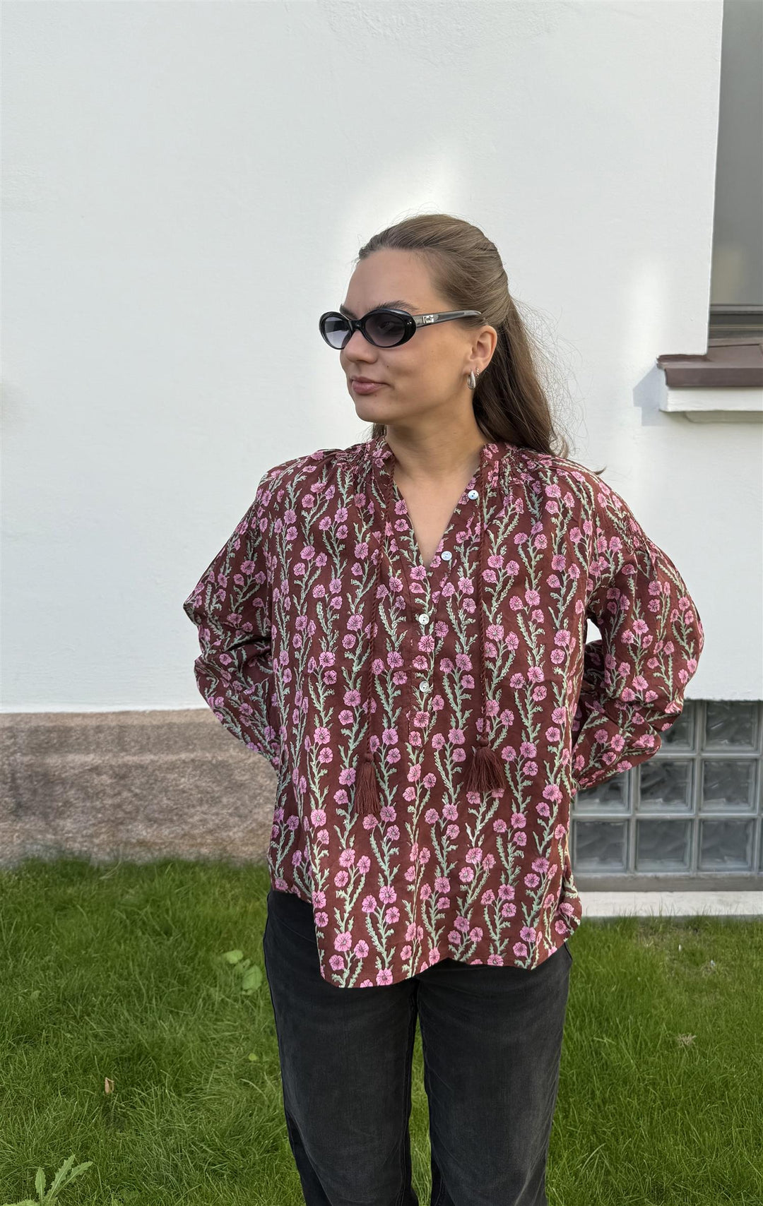 Kara bluse brun & rosa