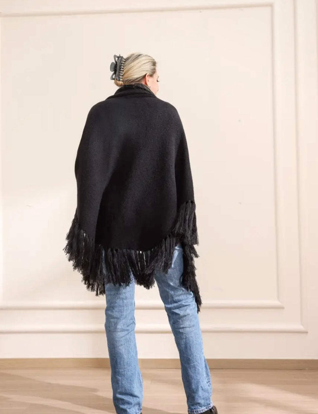 Emilie Poncho Sort