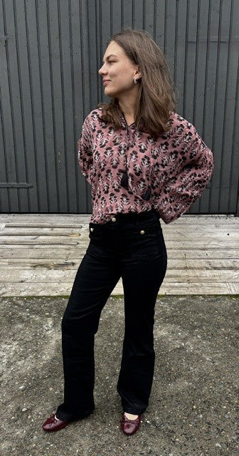 Bukse sort med gullknapper
