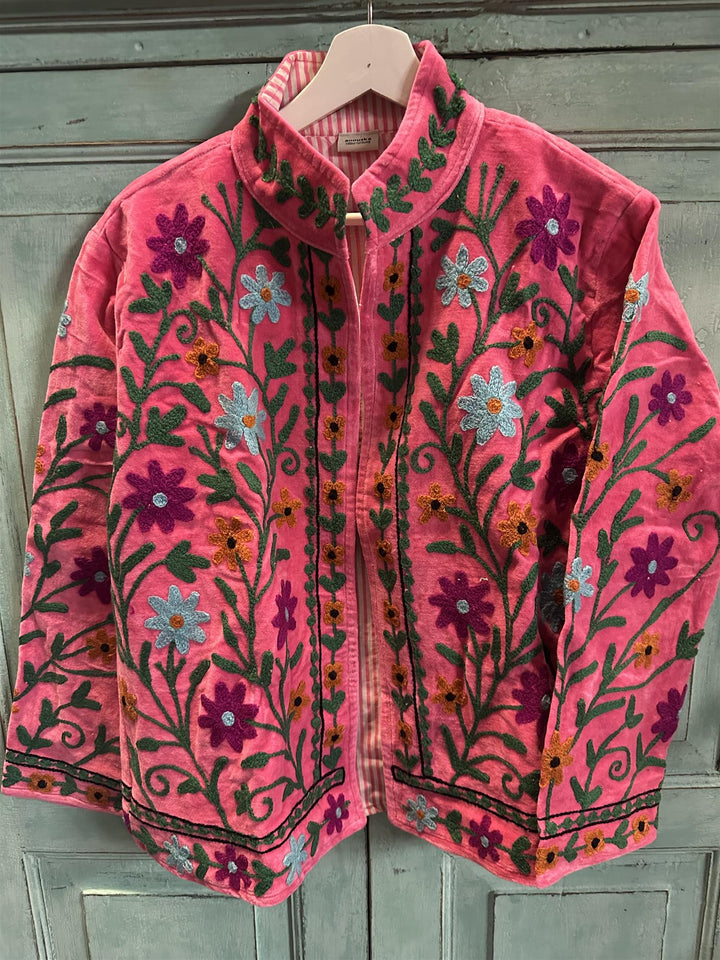 Anouska jakke velur med broderier fuchsia