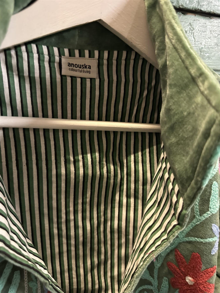 Anouska jakke velur med broderier grønn