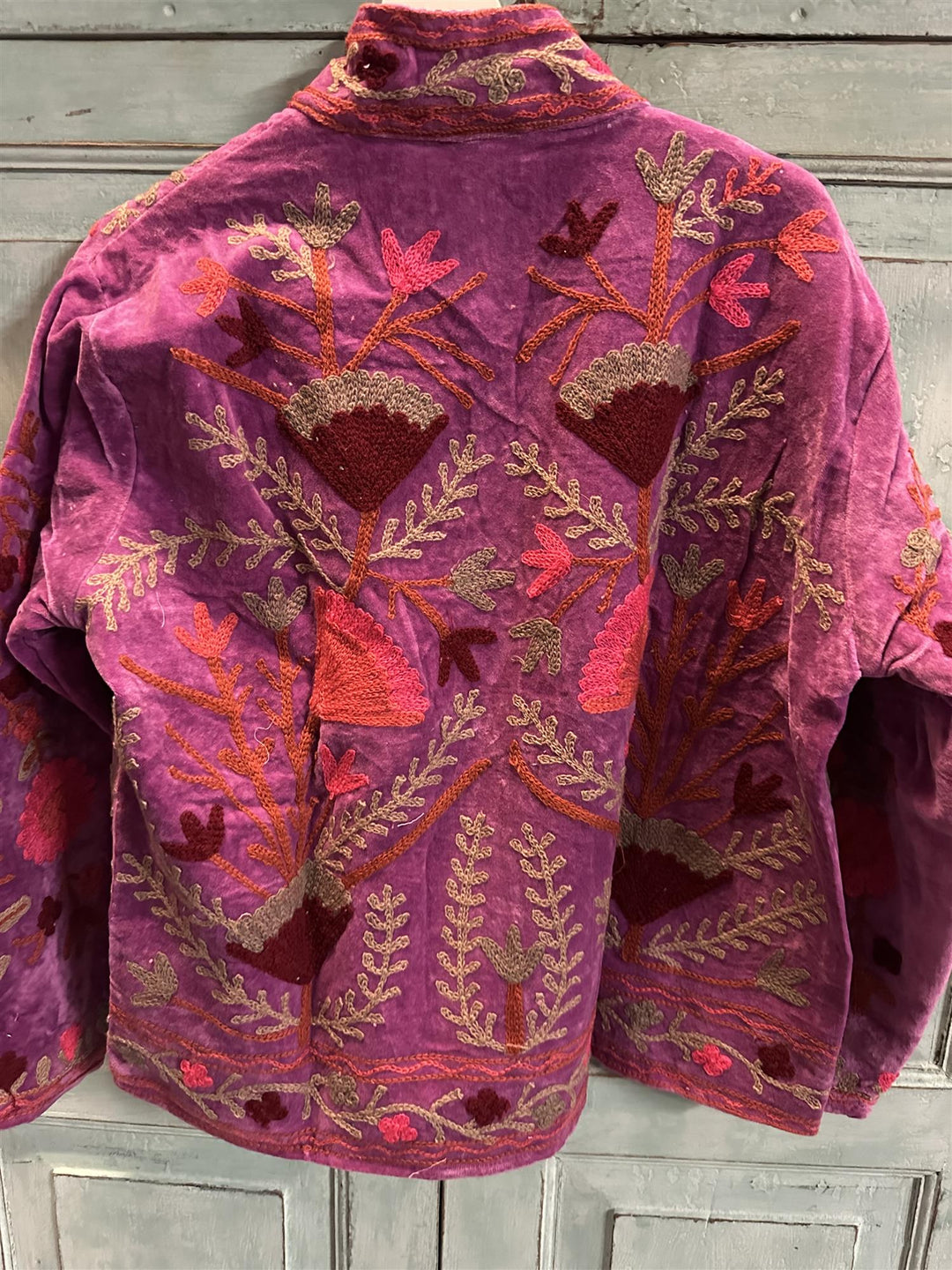 Anouska jakke velur med broderier purple