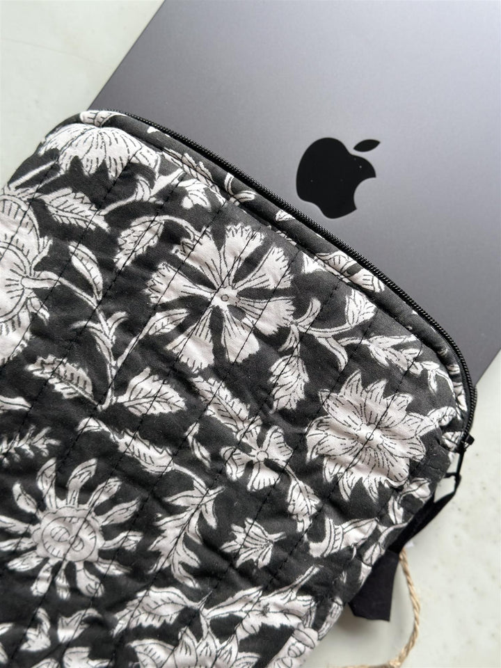 Ipad cover black blokkprint