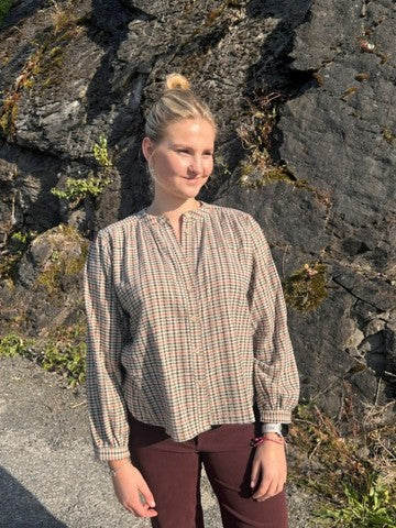 Vera skjorte rustic rutet