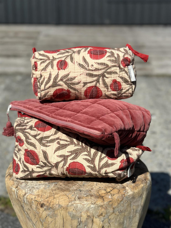 Toalettmappe blokktrykket pomegranate