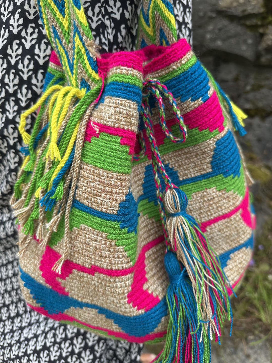 Guariche Wayuu bag natur/ neonfarger Nr 1
