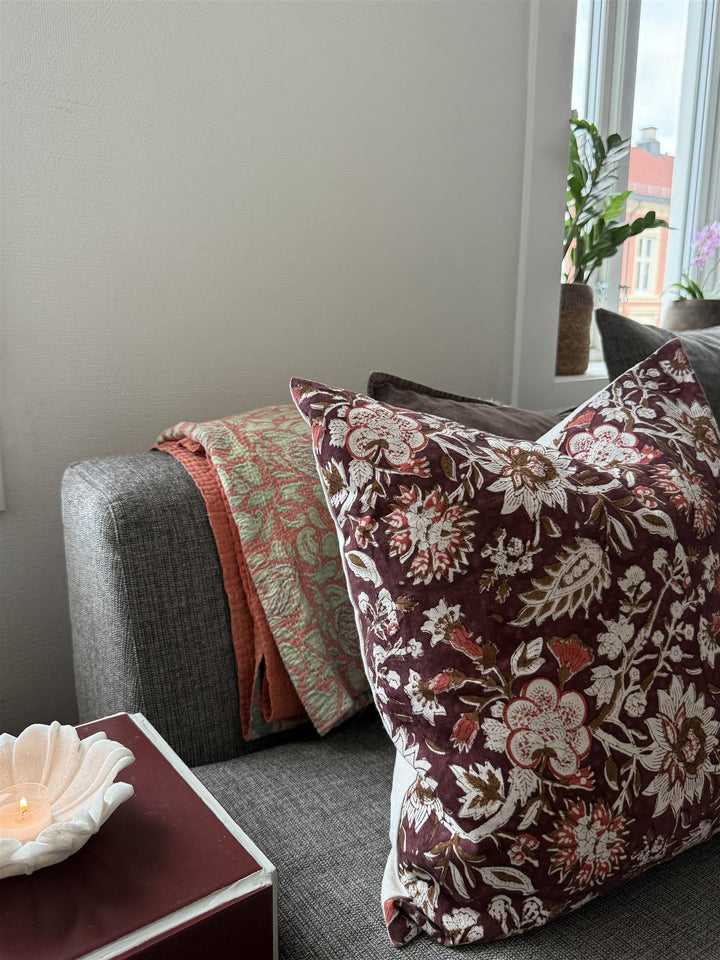 Putetrekk 100% lin blokktrykket mønster 50x50 cm natur & burgunder, korall & krem