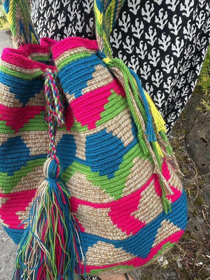 Guariche Wayuu bag natur/ neonfarger Nr 1