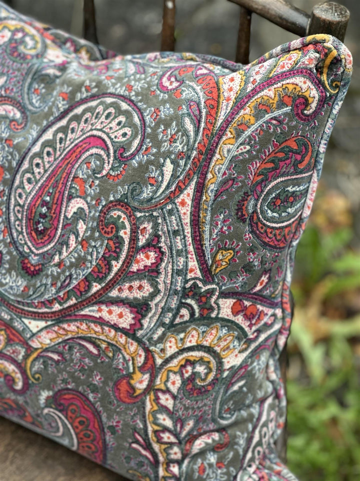 Putetrekk velur paisley olive
