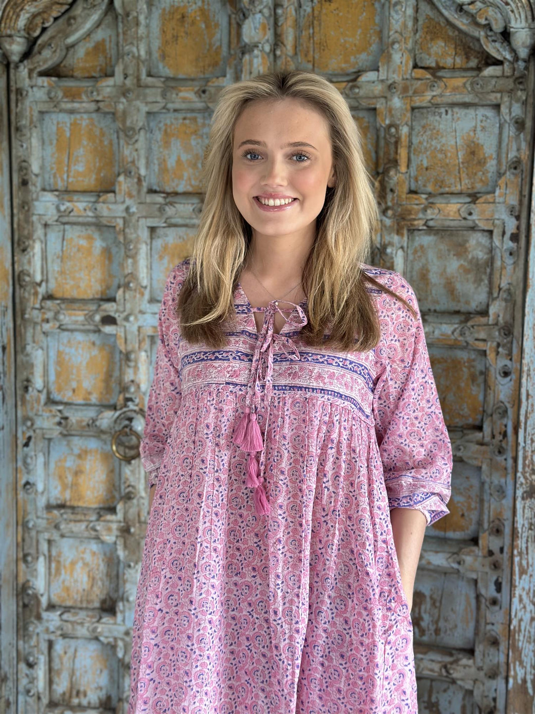 Lucia lang smekkekjole pink